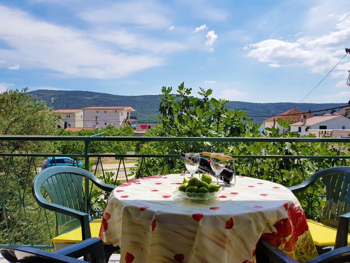 Apartments J&K Poljica  Экстерьер фото